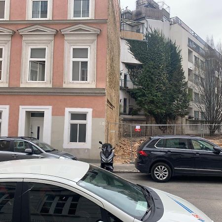 Modern Flat With Parking Space Apartment Wien Ngoại thất bức ảnh