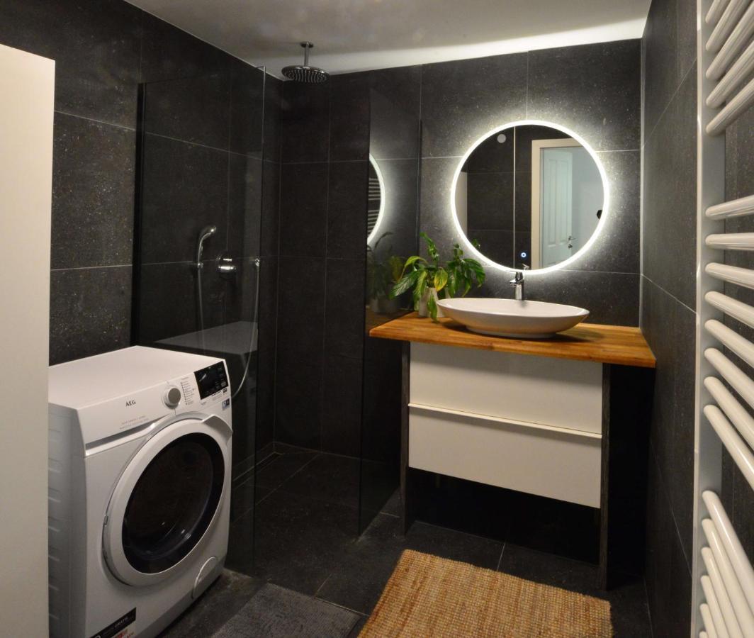 Modern Flat With Parking Space Apartment Wien Ngoại thất bức ảnh