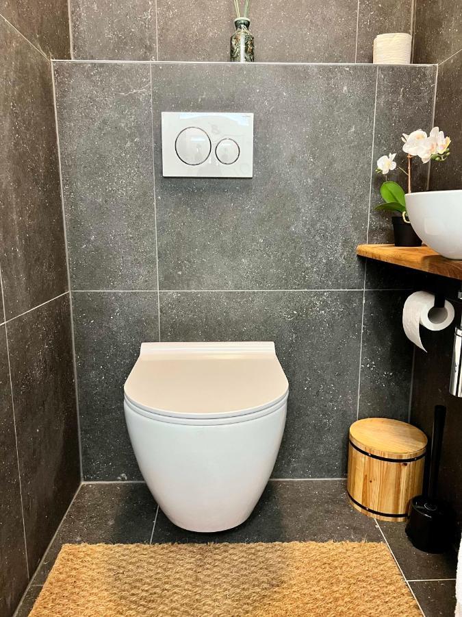 Modern Flat With Parking Space Apartment Wien Ngoại thất bức ảnh